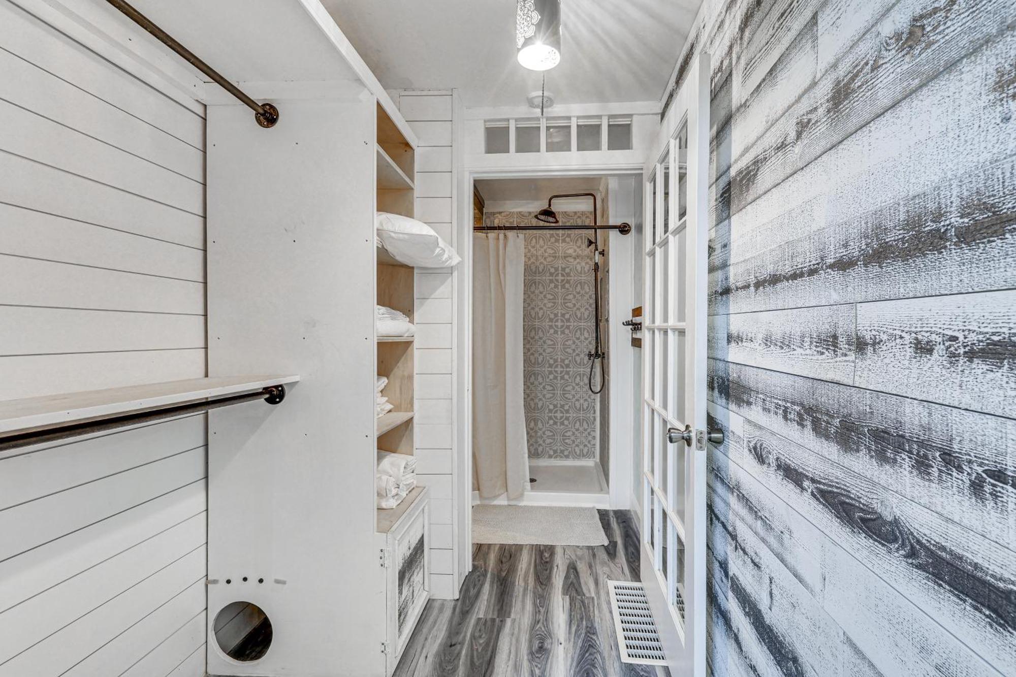 Quintessential New England Home With Patio And Grill! Putnam ภายนอก รูปภาพ